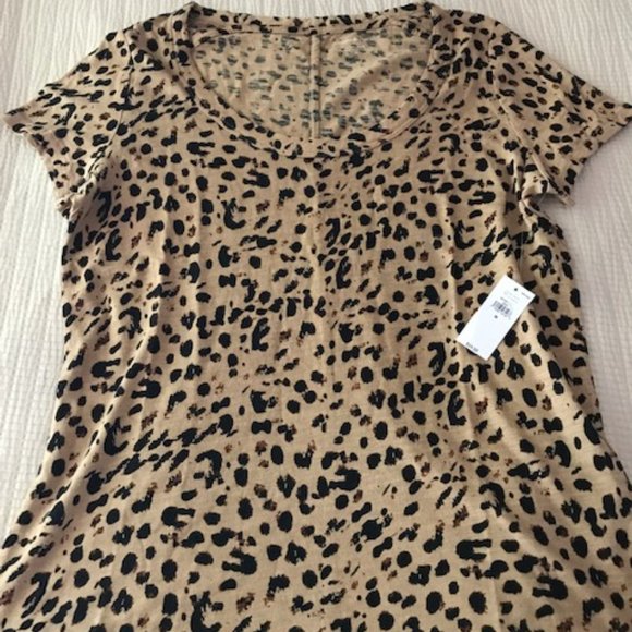 BANANA REPUBLIC Animal Print Slub Cotton-Modal Scoop-Neck T-Shirt - Picture 3 of 10